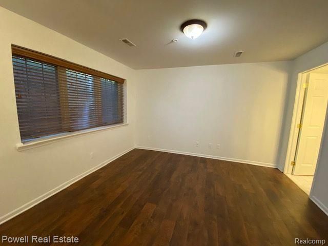 25592 Portico Lane, Novi, MI 48375