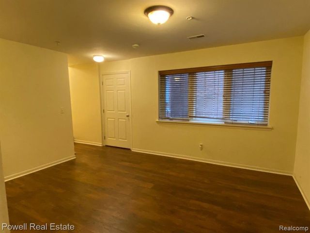 25592 Portico Lane, Novi, MI 48375