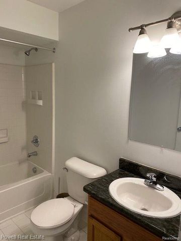 25592 Portico Lane, Novi, MI 48375