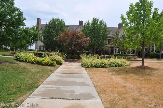 25592 Portico Lane, Novi, MI 48375