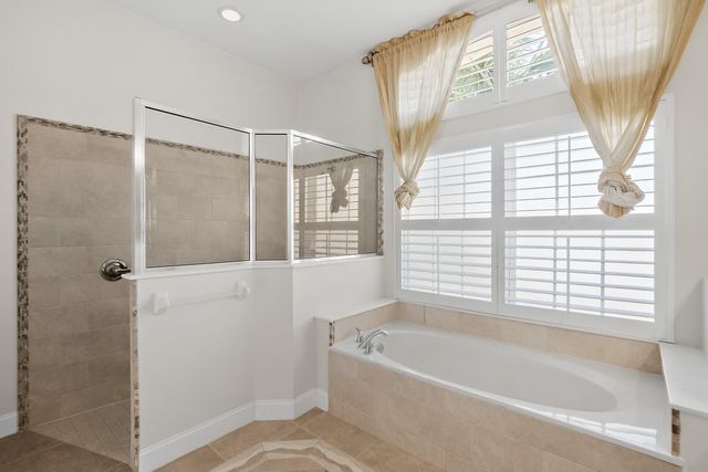 80 Longview Way N, Palm Coast, FL 32137