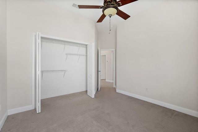 80 Longview Way N, Palm Coast, FL 32137