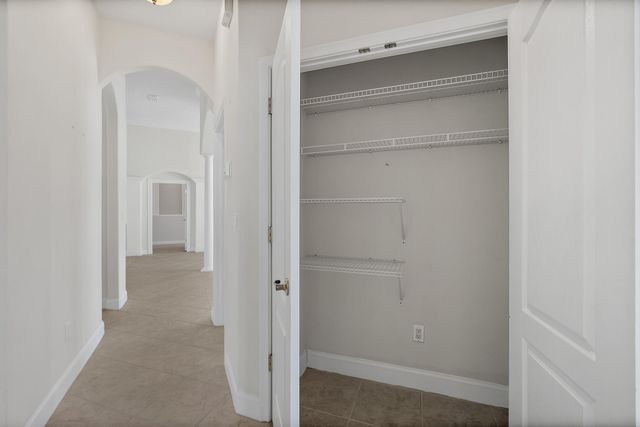 80 Longview Way N, Palm Coast, FL 32137