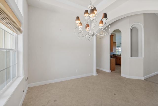 80 Longview Way N, Palm Coast, FL 32137