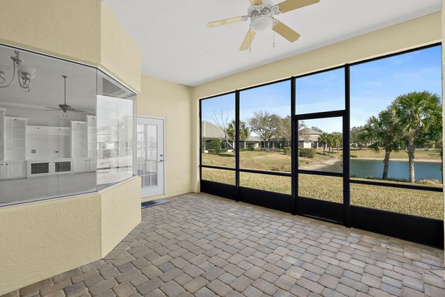 80 Longview Way N, Palm Coast, FL 32137