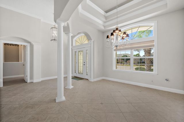 80 Longview Way N, Palm Coast, FL 32137