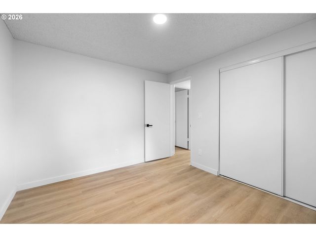 20410 Sw RACHELLE Ct, Beaverton, OR 97078