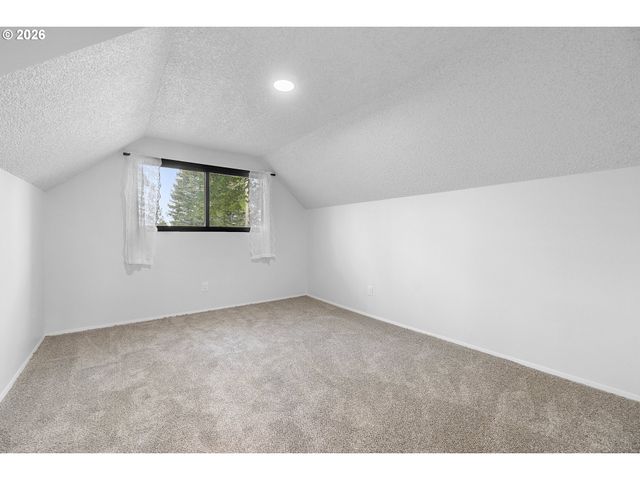 20410 Sw RACHELLE Ct, Beaverton, OR 97078