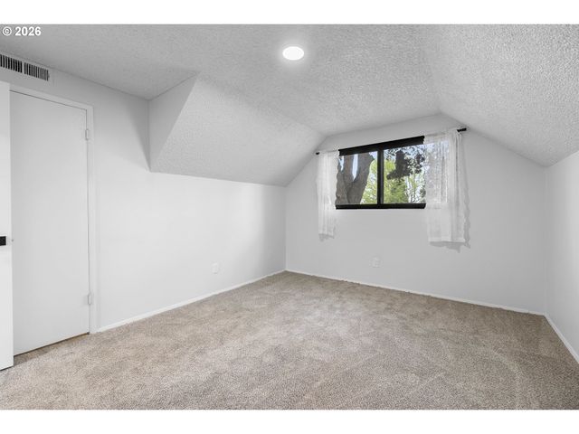 20410 Sw RACHELLE Ct, Beaverton, OR 97078