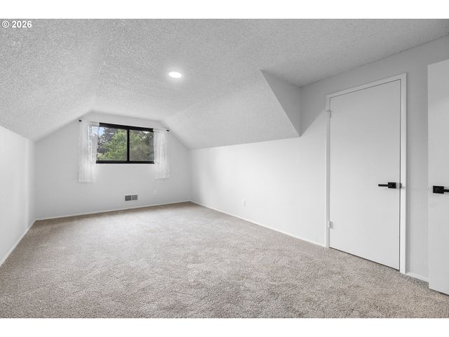 20410 Sw RACHELLE Ct, Beaverton, OR 97078