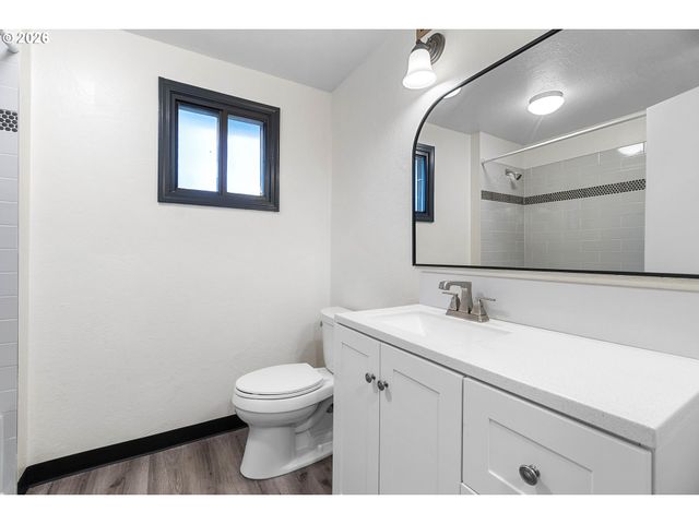 20410 Sw RACHELLE Ct, Beaverton, OR 97078