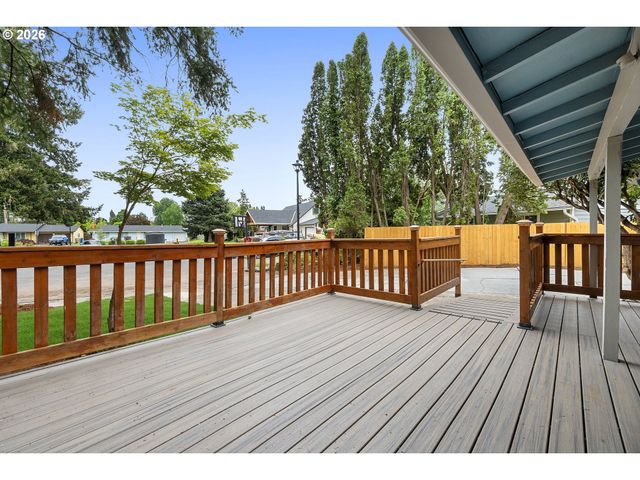 20410 Sw RACHELLE Ct, Beaverton, OR 97078