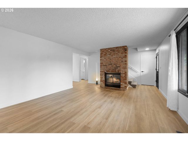 20410 Sw RACHELLE Ct, Beaverton, OR 97078