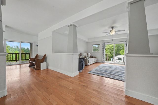 18461 Shake Ridge Rd, Sutter Creek, CA 95685