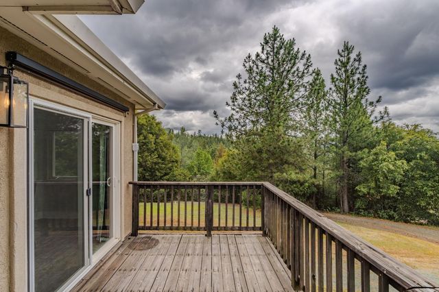 18461 Shake Ridge Rd, Sutter Creek, CA 95685