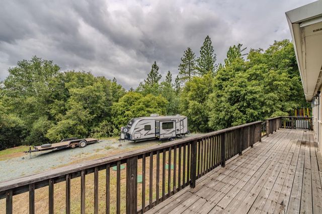 18461 Shake Ridge Rd, Sutter Creek, CA 95685