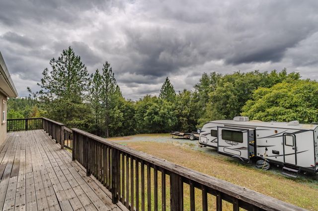 18461 Shake Ridge Rd, Sutter Creek, CA 95685