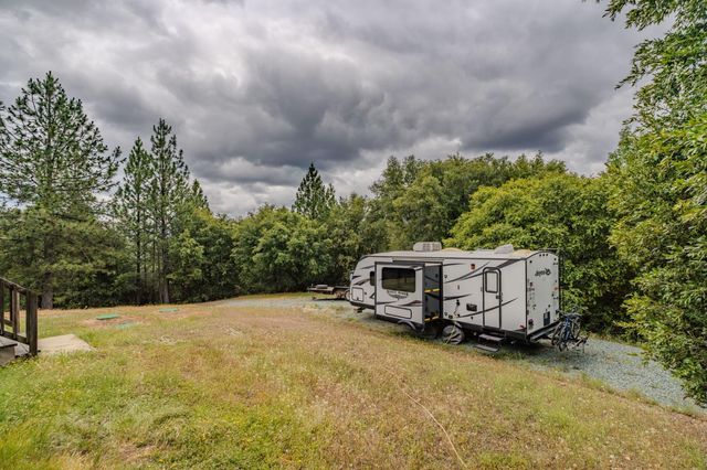 18461 Shake Ridge Rd, Sutter Creek, CA 95685