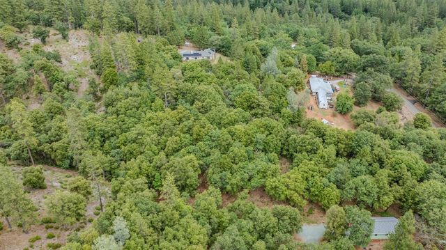 18461 Shake Ridge Rd, Sutter Creek, CA 95685