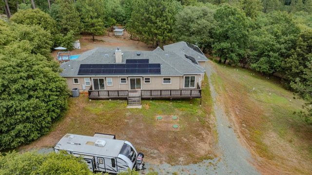 18461 Shake Ridge Rd, Sutter Creek, CA 95685