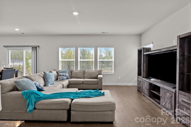 160 Shepherds Landing Drive, Mooresville, NC 28115