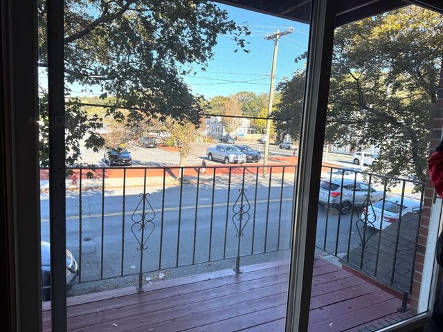 484 Western Ave B4, Lynn, MA 01904