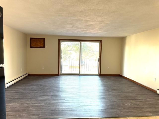 484 Western Ave B4, Lynn, MA 01904