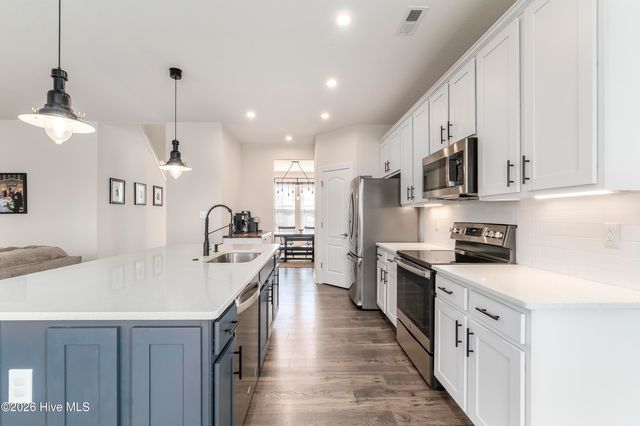 418 Campus Drive, Moyock, NC 27958