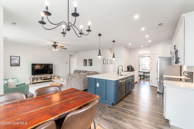 418 Campus Drive, Moyock, NC 27958