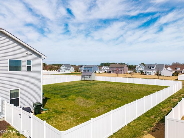 418 Campus Drive, Moyock, NC 27958