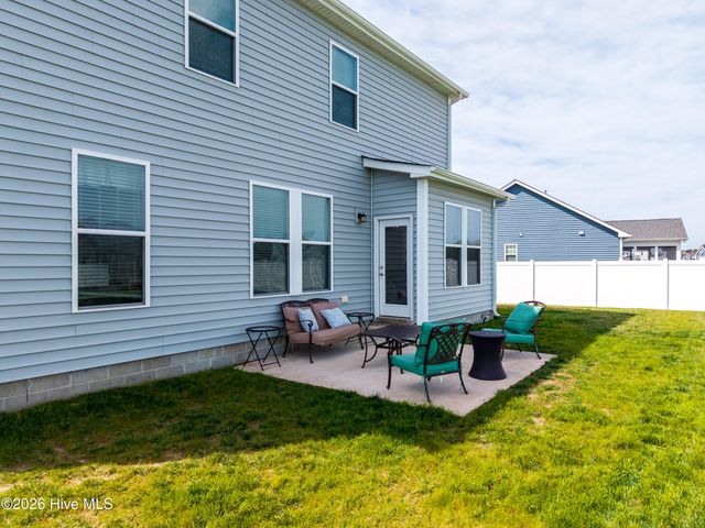 418 Campus Drive, Moyock, NC 27958