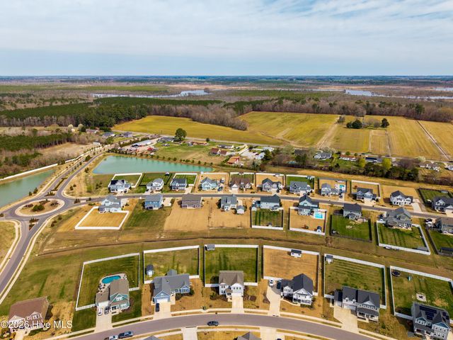 418 Campus Drive, Moyock, NC 27958