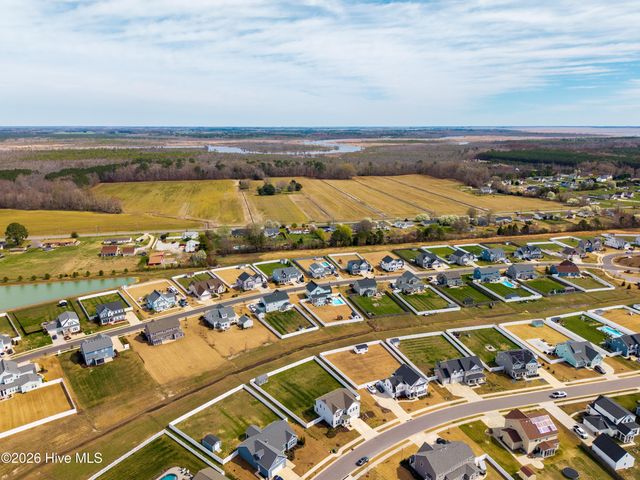 418 Campus Drive, Moyock, NC 27958