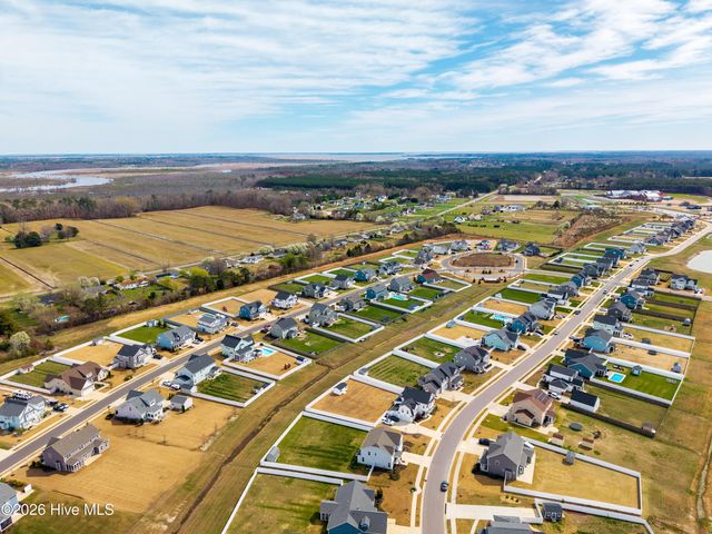 418 Campus Drive, Moyock, NC 27958