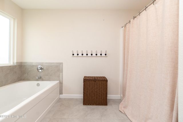 418 Campus Drive, Moyock, NC 27958