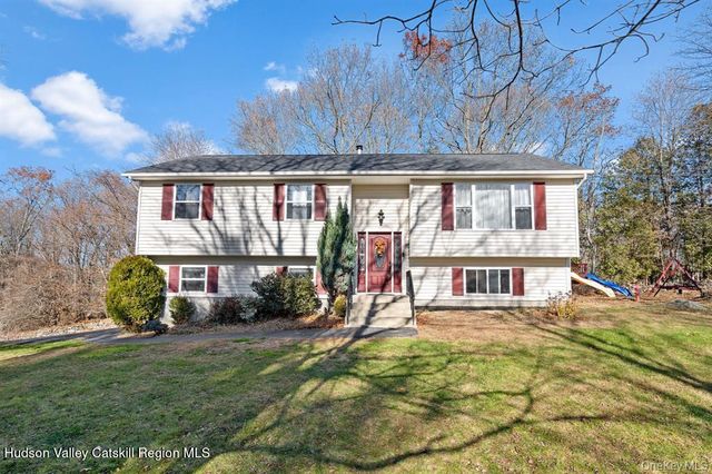 171 East Road, Wallkill, NY 12589