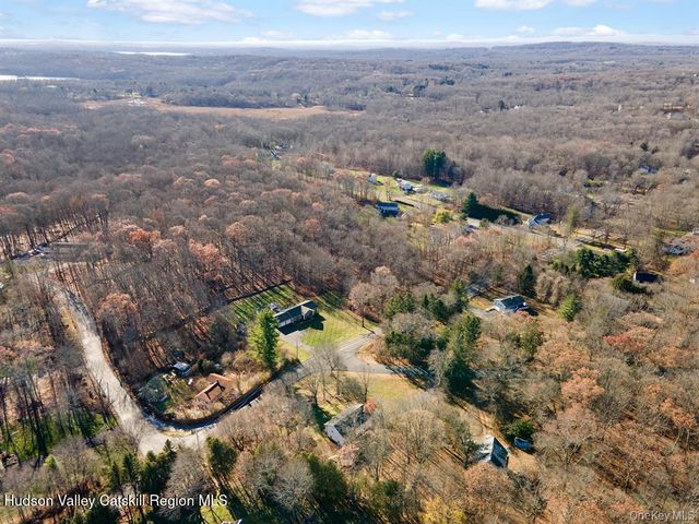 171 East Road, Wallkill, NY 12589