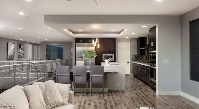 921 Vegas View Drive, Henderson, NV 89052