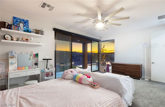 921 Vegas View Drive, Henderson, NV 89052