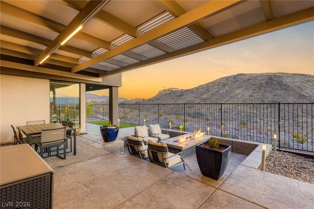 921 Vegas View Drive, Henderson, NV 89052
