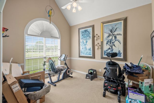 813 Shun Pike, Cottontown, TN 37048
