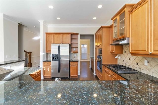 5460 GLENRIDGE View, Atlanta, GA 30342