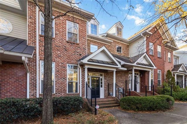 5460 GLENRIDGE View, Atlanta, GA 30342