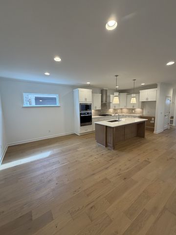 7207 Maddenwood Lane, Hermitage, TN 37076