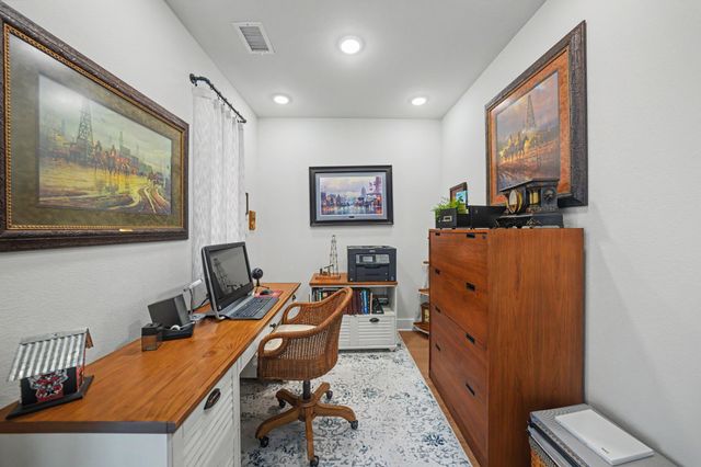 3104 Lenten Rose Lane, Mckinney, TX 75071