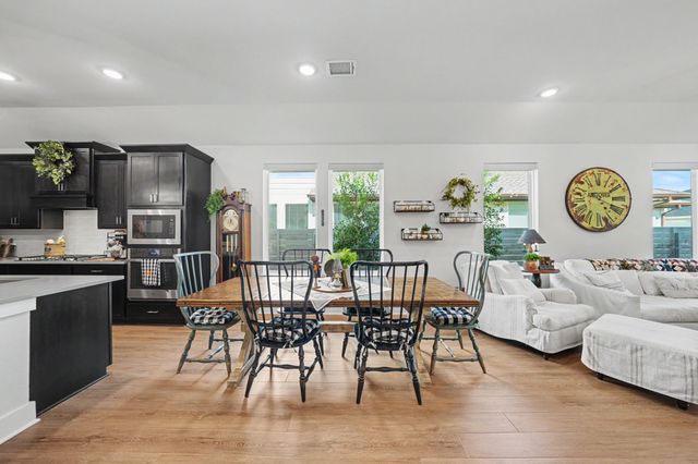 3104 Lenten Rose Lane, Mckinney, TX 75071