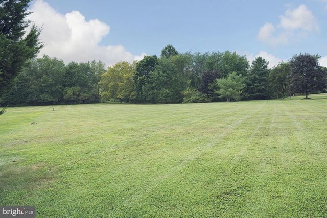 11 GLENGARRY WAY, West Windsor, NJ 08550
