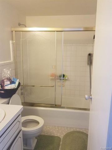 8900 E Jefferson Avenue 1103, Detroit, MI 48214