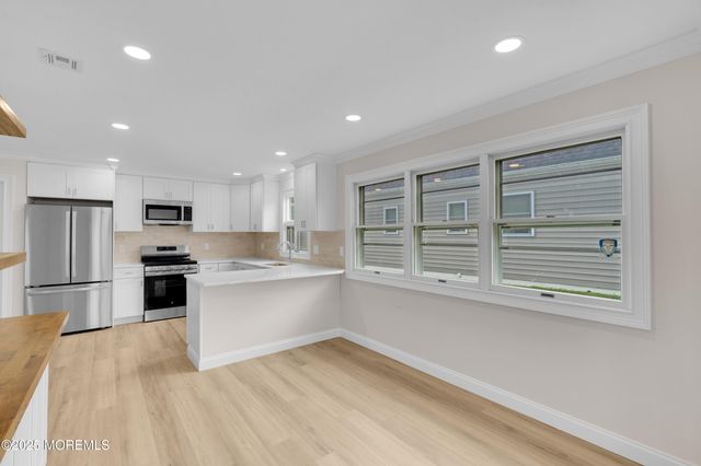 42 Sidney Court, Brick, NJ 08724