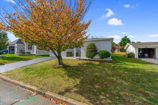 42 Sidney Court, Brick, NJ 08724